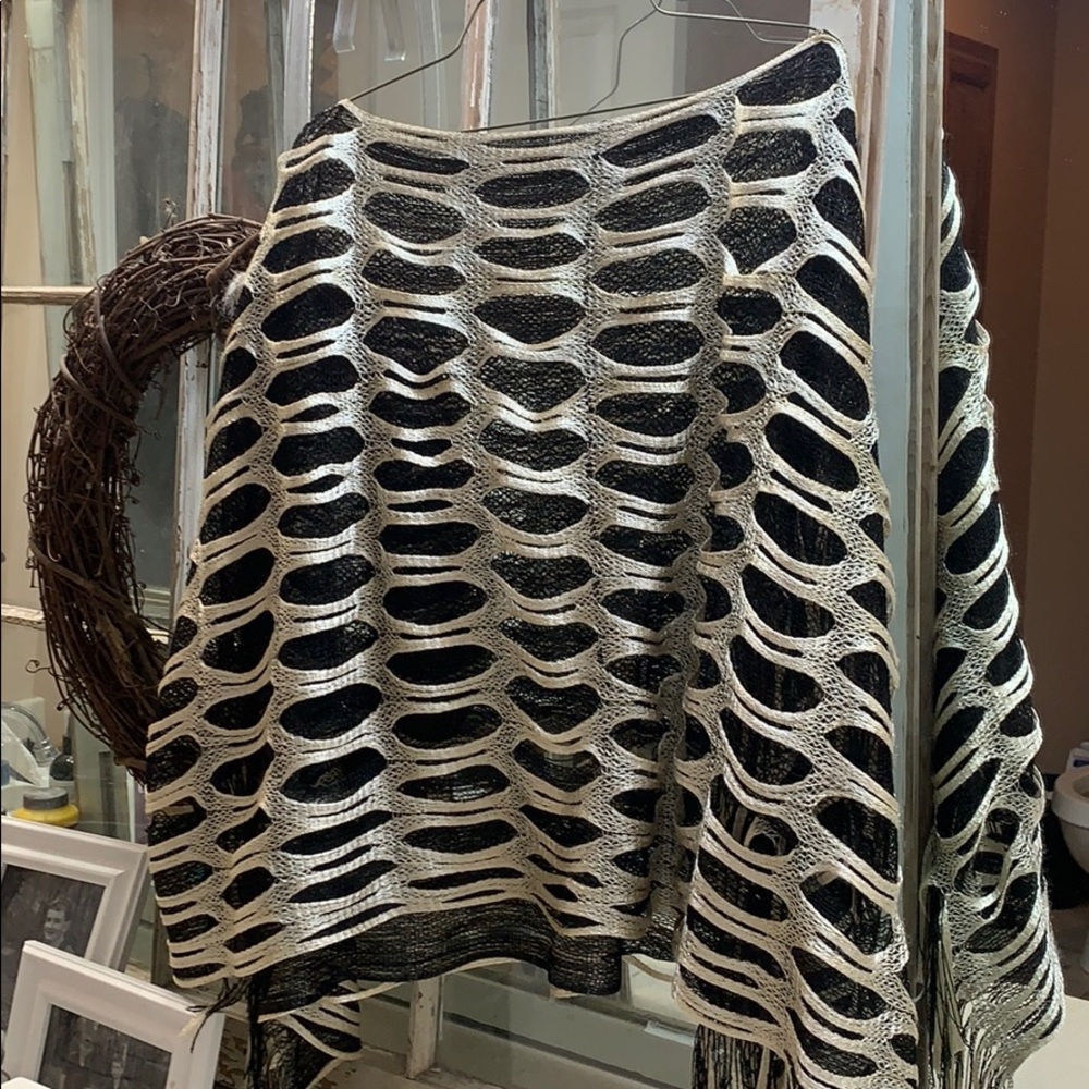 Light weight Shawl!! Perfect for the holidays!!